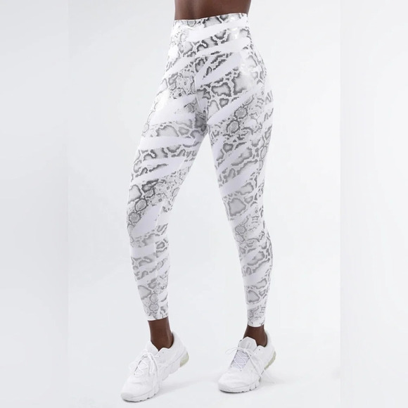 Puma Train Untamed High Waist 7/8 Tights Leggings Snakeskin Print Size XS - Picture 7 of 16